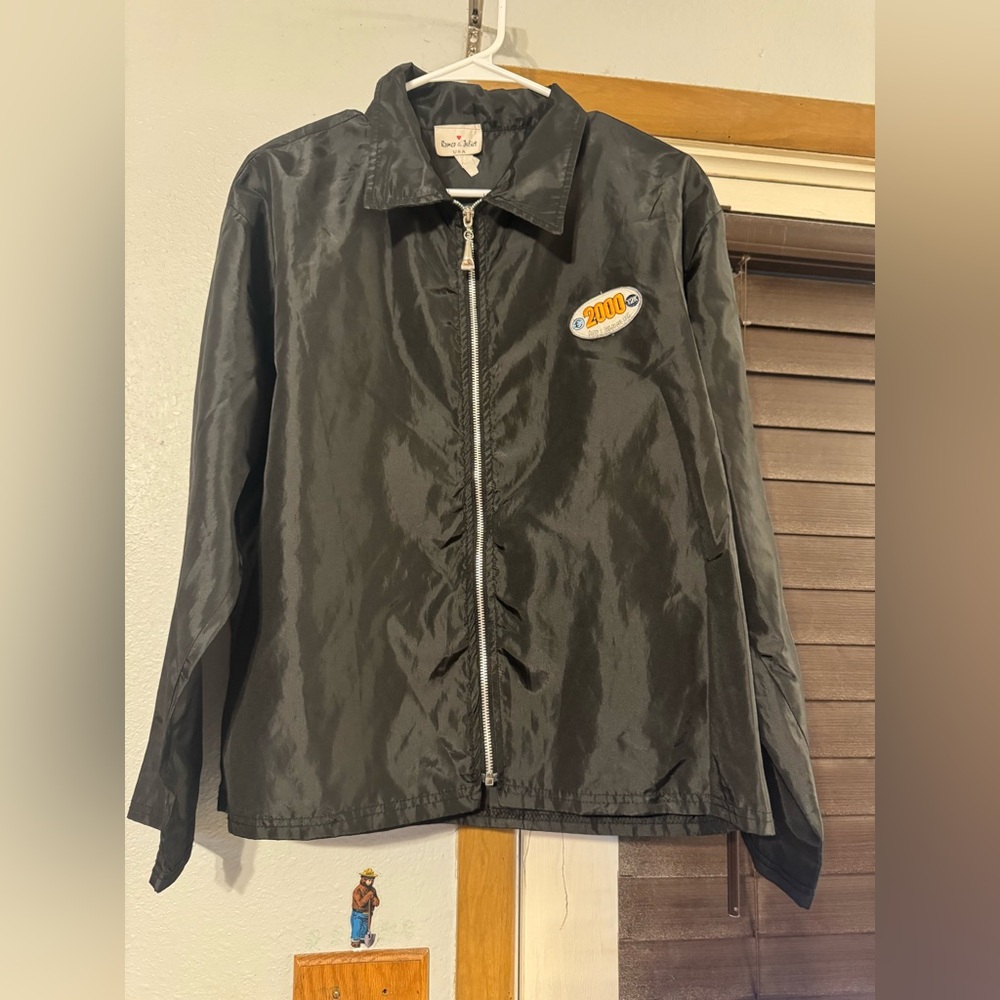 Vintage men size XL Black Windbreaker Jacket w/ 2000 Outdoor Fall Travel y2k